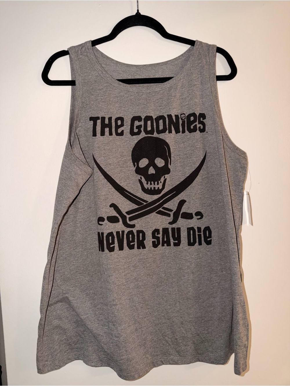 torrid Gray Graphic Skull Tank Top - The Goonies
